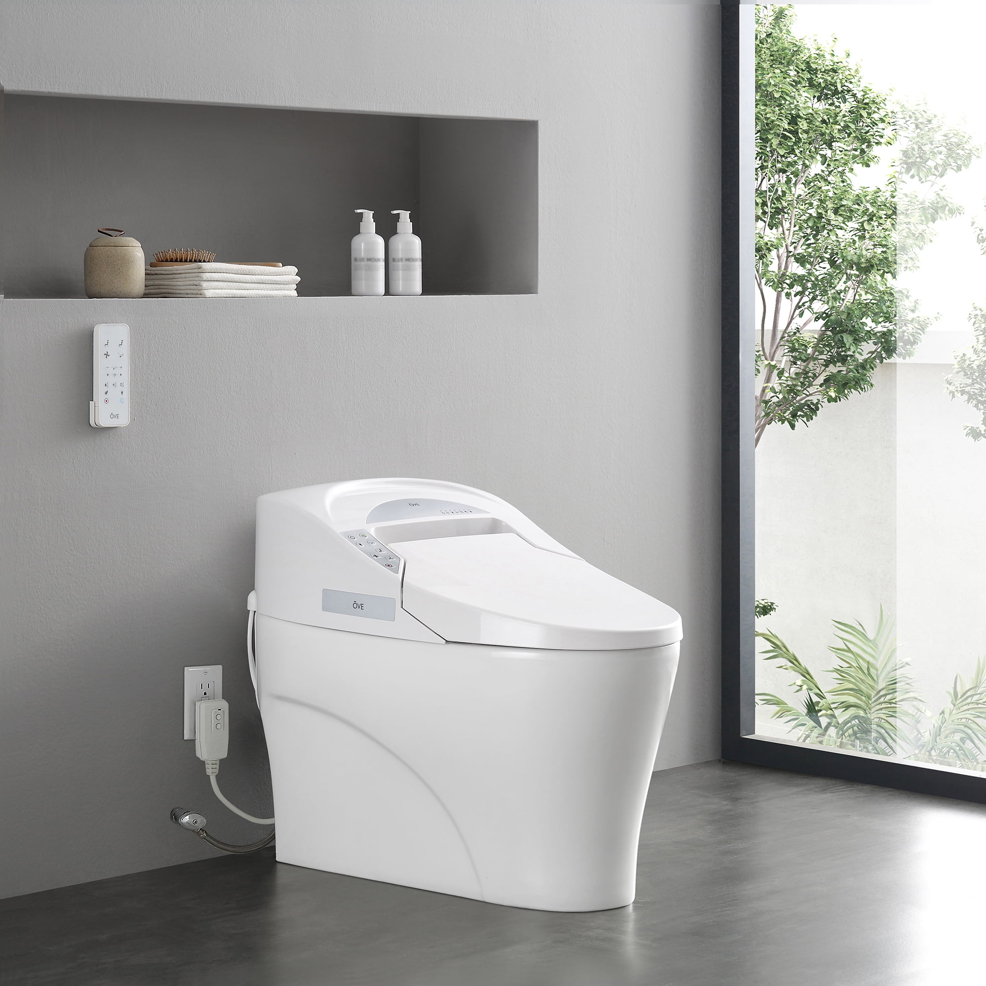 White High Efficiency One-Piece Smart Bidet Toilet with Remote Control