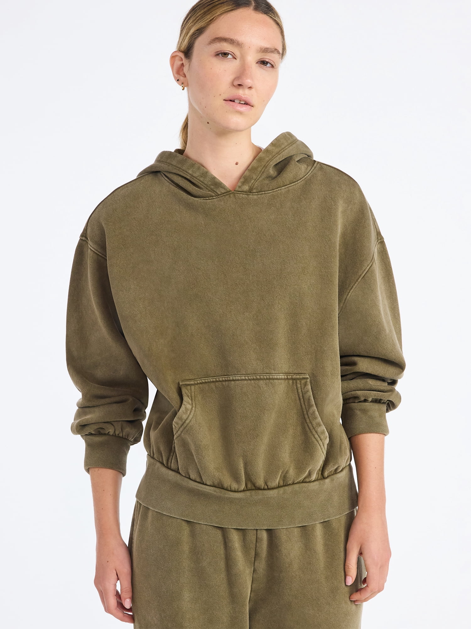Scoop Women's and Women's Plus Mineral Wash Oversized Hoodie, Sizes XS-4X