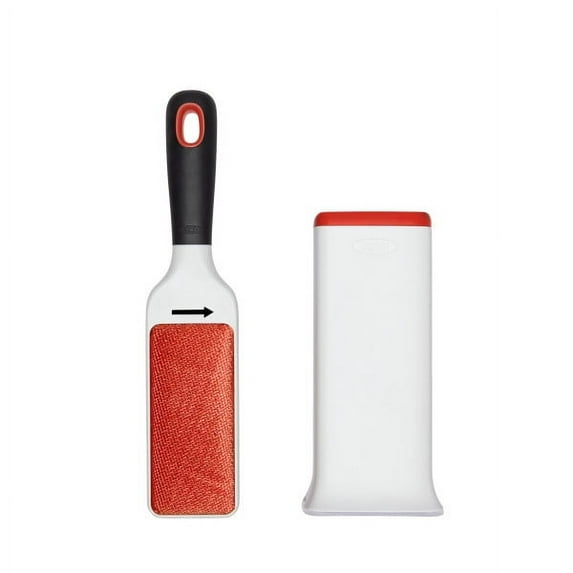 OXO GG FURLIFTER SELF CLEANING GARMENT BRUSH