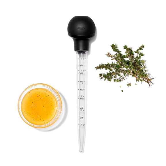 OXO SoftWorks 1.5 oz Baster with Cleaning Brush Heat-Resistant, Flat Bulb, Easy-Grip