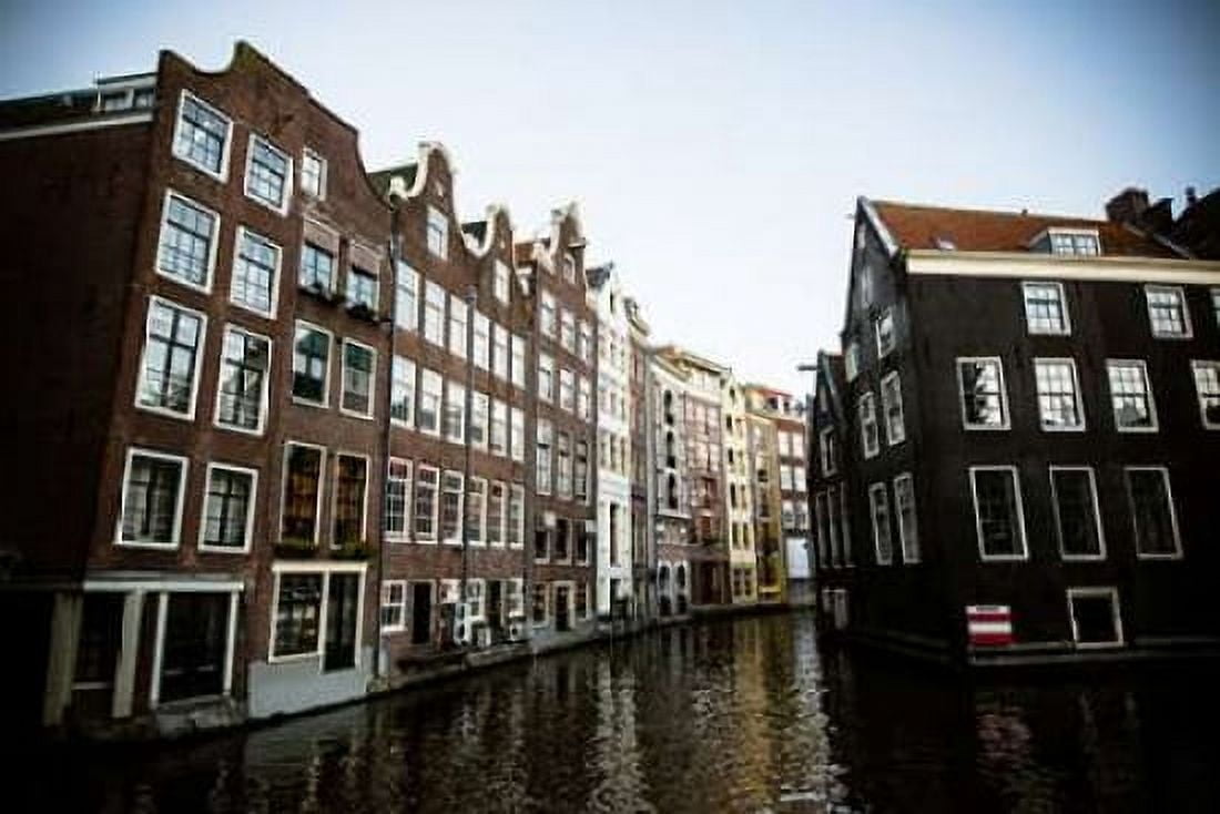 OZ Voorburgwal I Canvas Art - Erin Berzel (12 x 18)