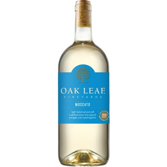 Oak Leaf Vineyards Moscato White Wine International, 1.5 L Bottle, 10.0% ABV
