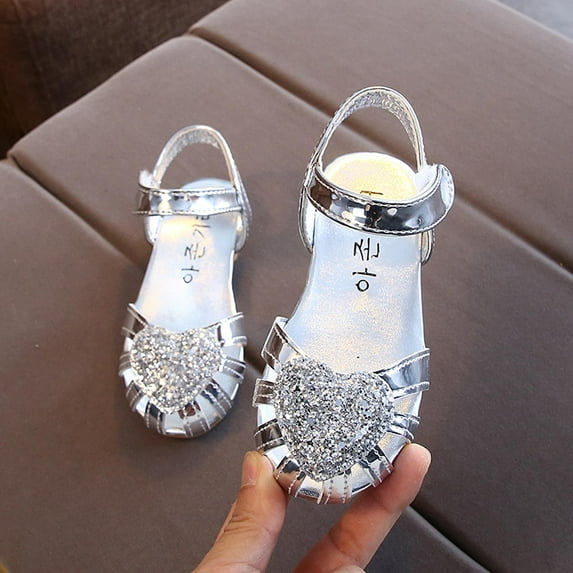 Oalirro Flat Sandals Children Kids Girls Sandals Princess Heart Hollow Cut-outs Roman Beach Shoes