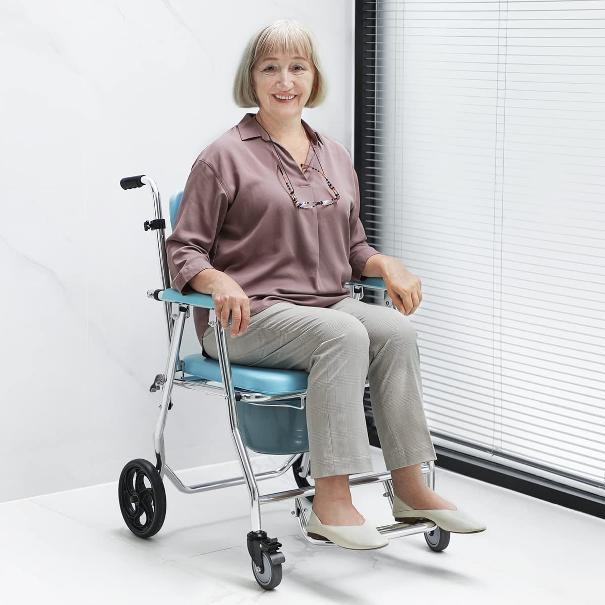OasisSpace Folding Shower Commode Wheelchair 300lbs Bedside Commode