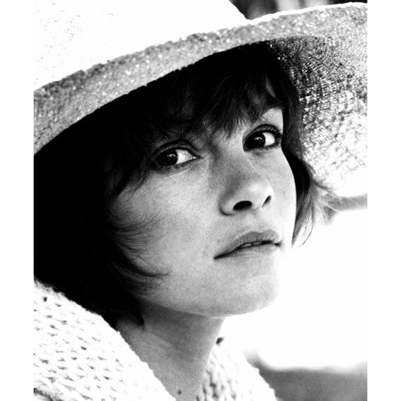 Obsession Genevieve Bujold 1976 Photo Print (8 x 10)