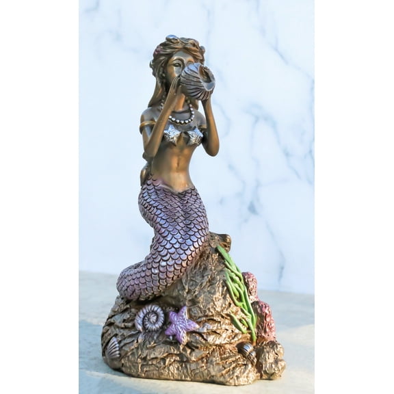 Ocean Marine Mermaid Siren Princess Blowing Sconce Shell On Coral Rock Figurine