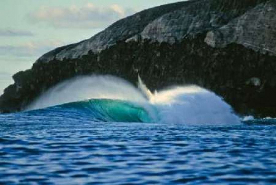 Ocean Waves III Canvas Art - Lee Peterson (24 x 36)
