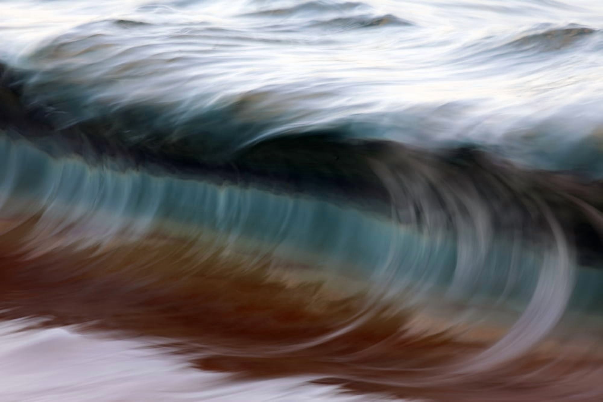 Ocean wave blurred by motion Hawaii United States of America Canvas Art - Vince Cavataio Design Pics (19 x 12)