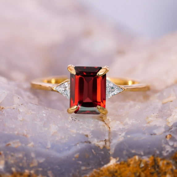 Octagon Cut Garnet Dainty Stacking Band Ring, Tringle Diamond Bridal Handmade Ring, 925 Starling Silver Wedding Ring, Three Gemstone Ring, Minimalist Anniversary Ring, Gift For Mom,