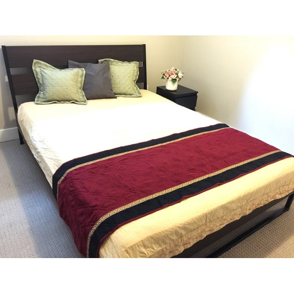 OctoRose v2 Quilted Micro Suede Bed Runner Scarf Protector Slipcover Pad for Pets and Home Décor