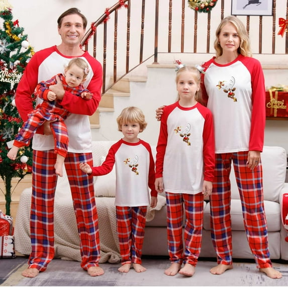 Odeerbi Matching Family Christmas Pajamas Sets Xmas Family Home Wear Sets 2024 Casual Printed Top with Bottom Outfits Loungewear Sleepwear Jammies for Mom