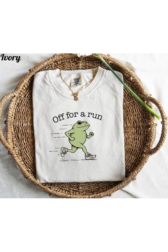Off for a Run Frog Graphic Shirt Half Marathon Race Day Style Comfort Colors Unisex Cotton T-Shirt, Size S-3XL