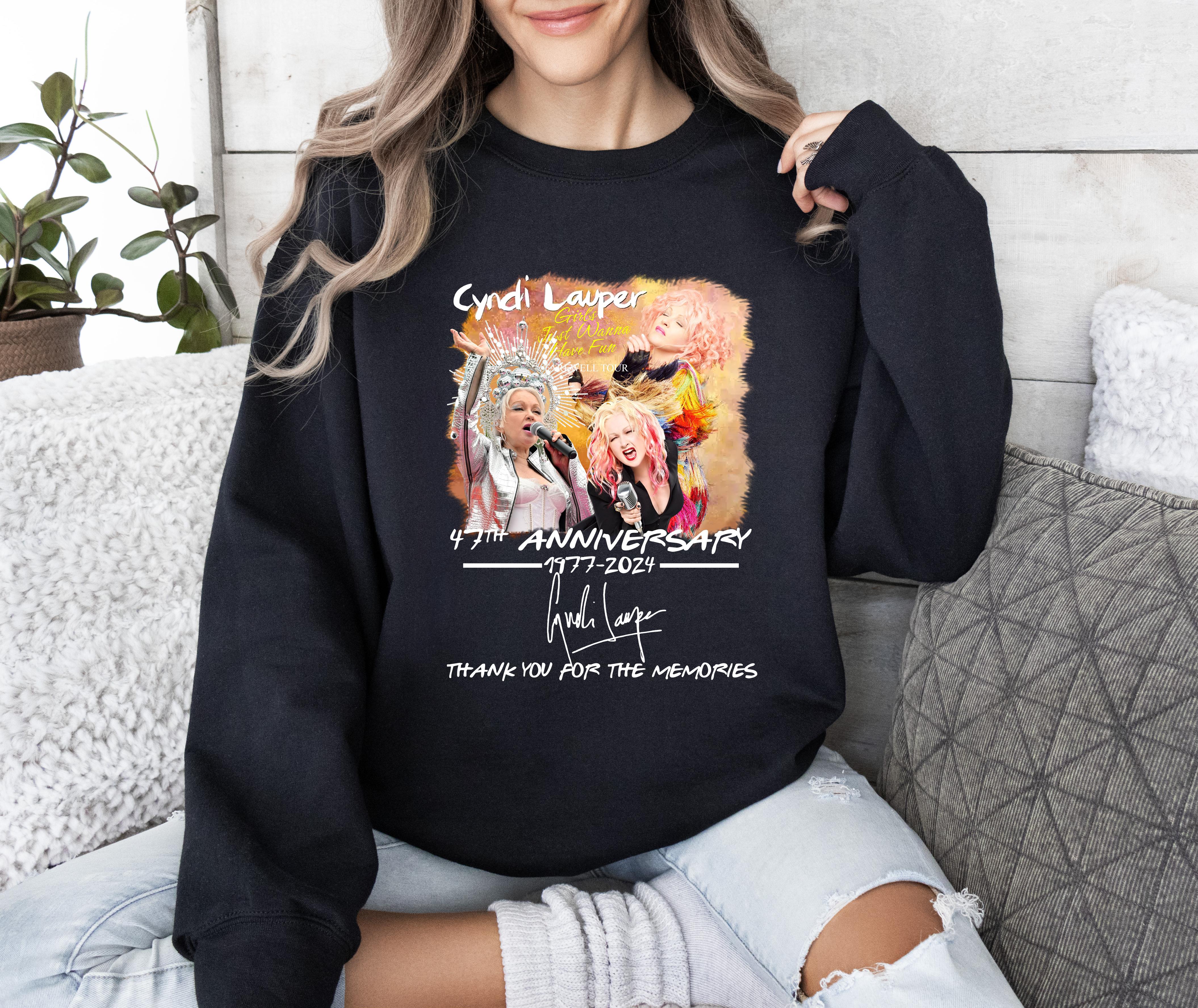 Officialcyndilaupergirlsjustwanttohavefunfarewelltour47th