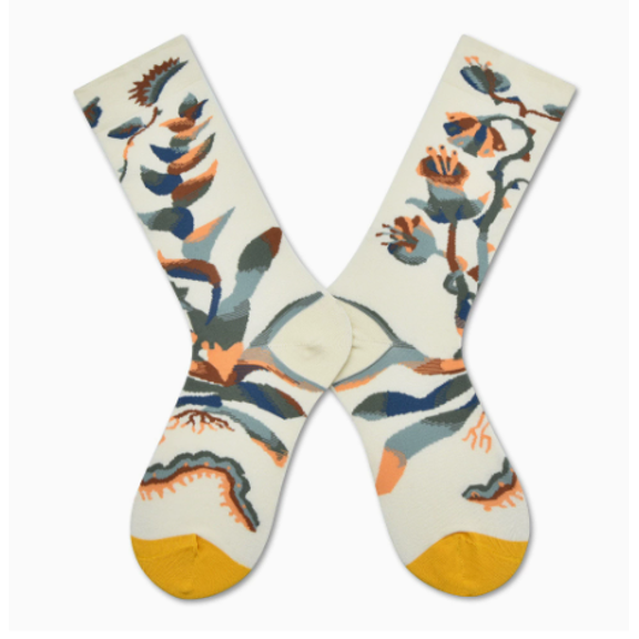 Oil Painting Art Print, Retro Tone, Yellow Fabric, Floral Fabric, 8inCrew Socks, Botanical Pattern, Casual Daily Wear, Cream Base, 1 Pc