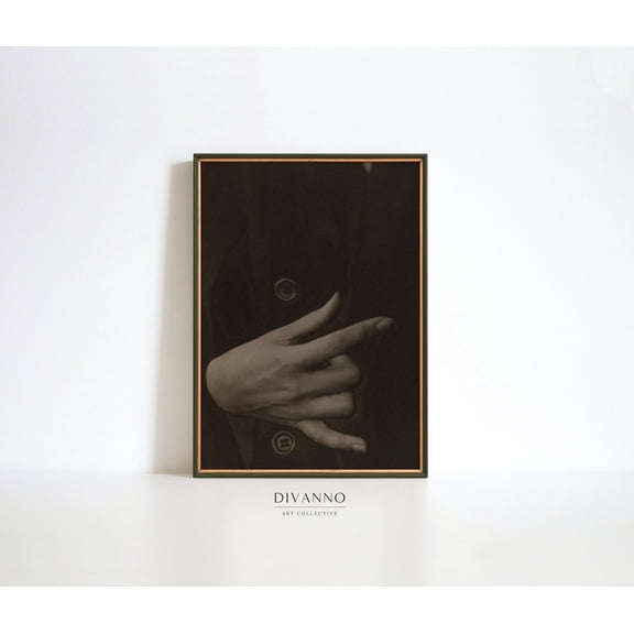 Okeeffe Hand Photo Museum Poster, Unframed Size 8x12