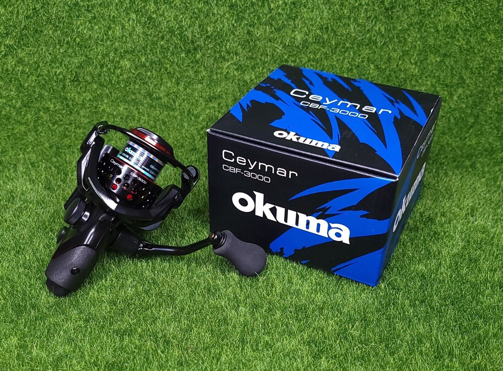 Okuma Ceymar 5.0:1 Baitfeeder Spinning Left/Right Hand Fishing Reel -  CBF-3000