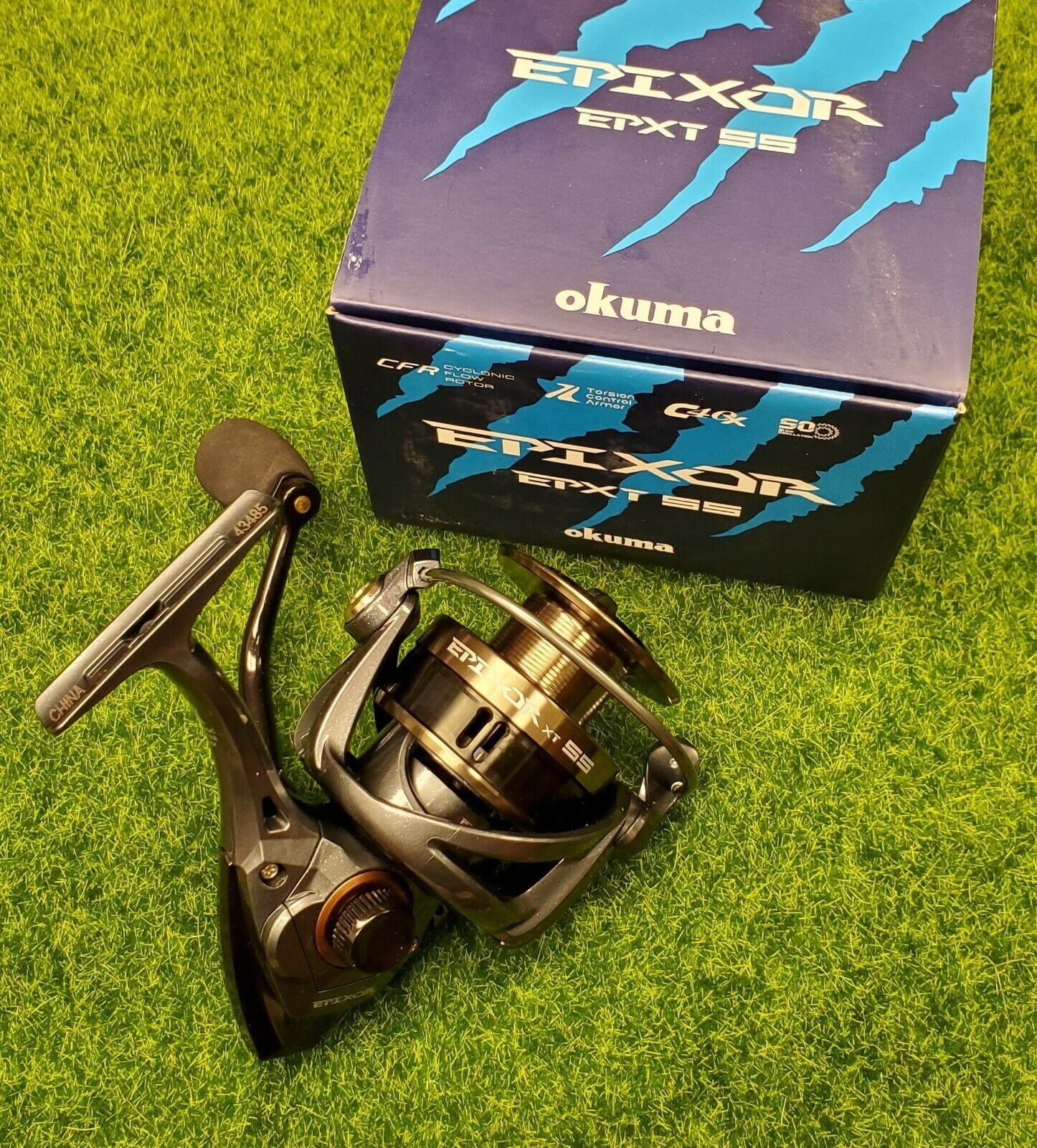 Okuma Epixor XT-55 5.0:1 Left/Right Hand Spinning Fishing Reel - EPXT-55 