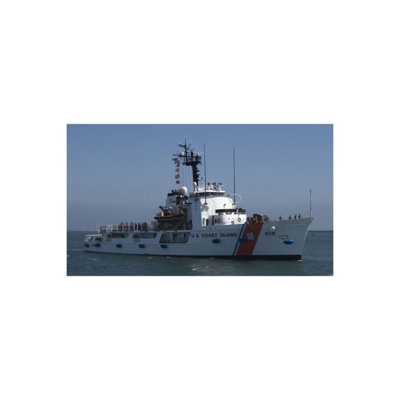Old Modern Handicrafts CM152 30 in. USCGC Active WMEC-618 Ship Model