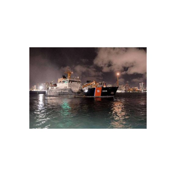 Old Modern Handicrafts CM184 30 in. USCGC Walnut WLB-205 Ship Model