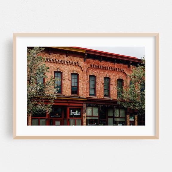 Old Town - Lansing Michigan Photography Architecture City Vintage Street Photography Oak Framed Wall Art Print 5 x 7 inches