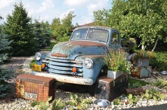Old Truck with Cactus Canvas Art - Lynn Garwood (24 x 36)