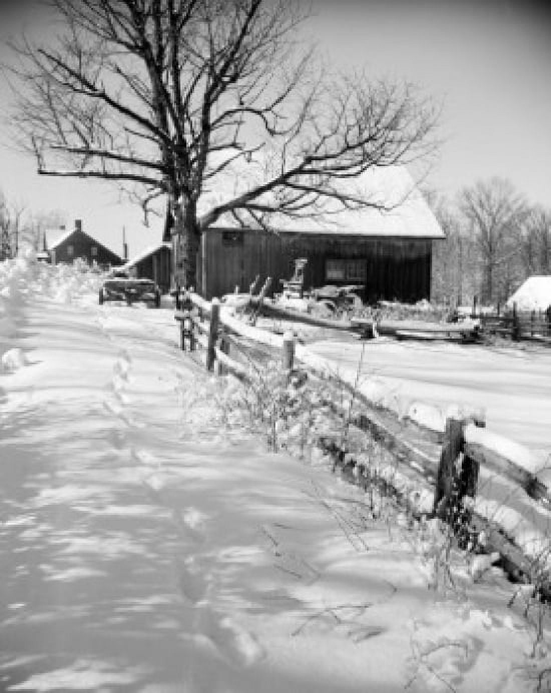 Old farm house in snow Canvas Art - (18 x 24)