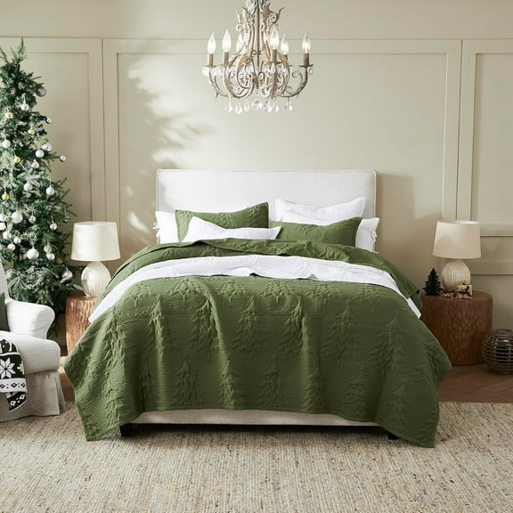 Olive Green Christmas Queen Size Quilt Bedding Sets with Pillow Shams