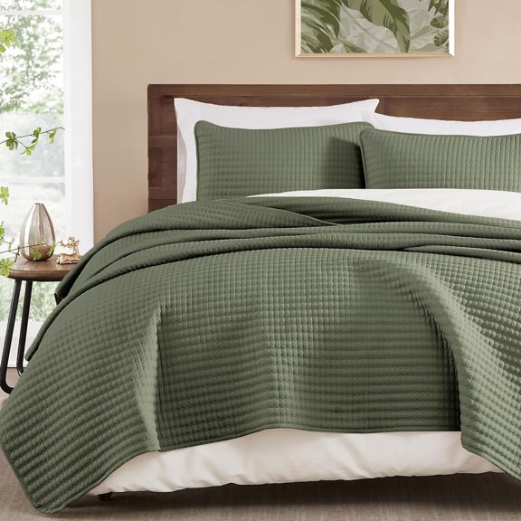 Olive Green Queen Size 3-Piece All Season Quilt Bedding Set