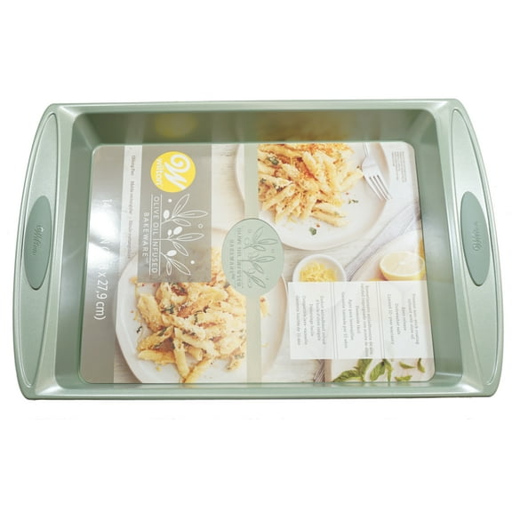 Olive Oil Infused Bakeware 14.5" x 11" Oblong Pan by Wilton, 2105-0-0359