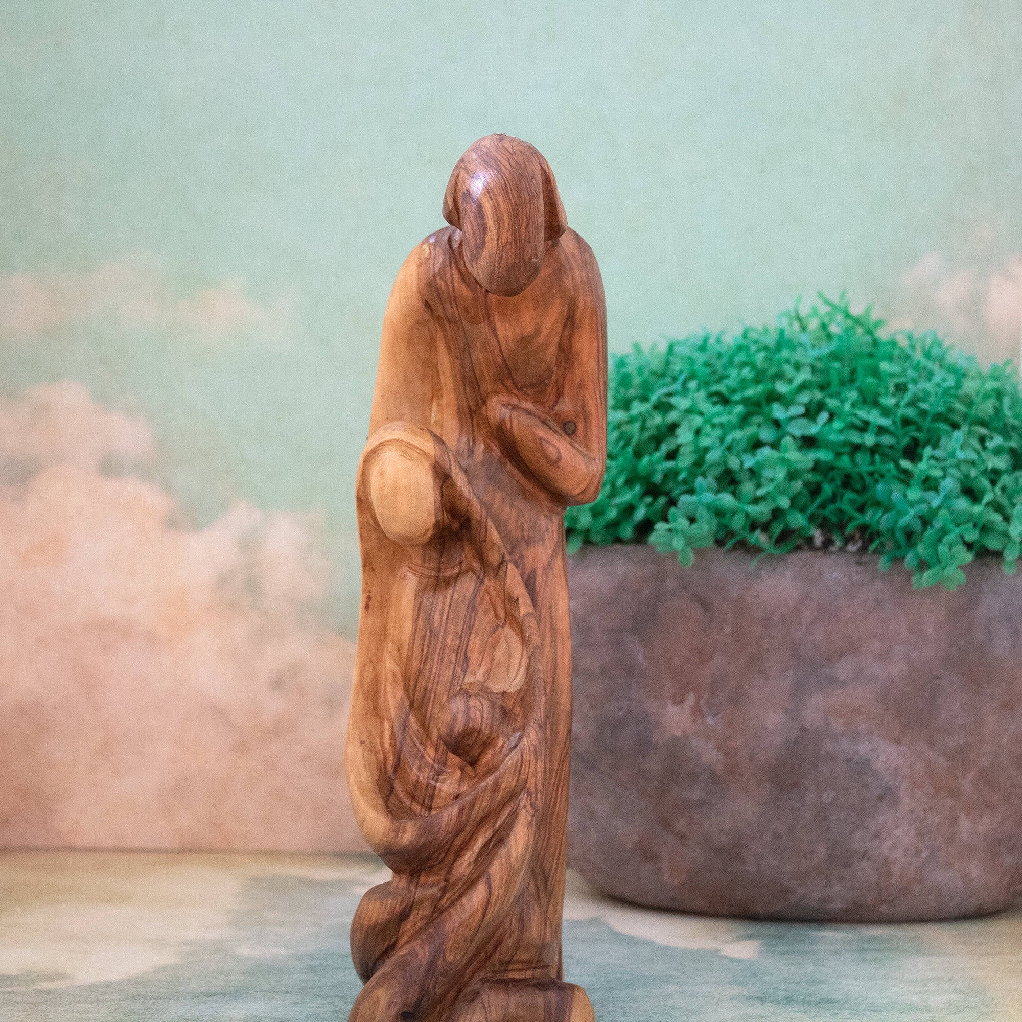 Hand Carved Olive Wood Holy Family Nativity Set - Faceless Joseph, Mary & Jesus From Bethlehem, 3.9 Inch