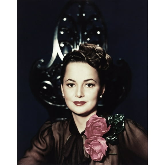 Olivia De Havilland Ca. Mid-1940S Photo Print (8 x 10)