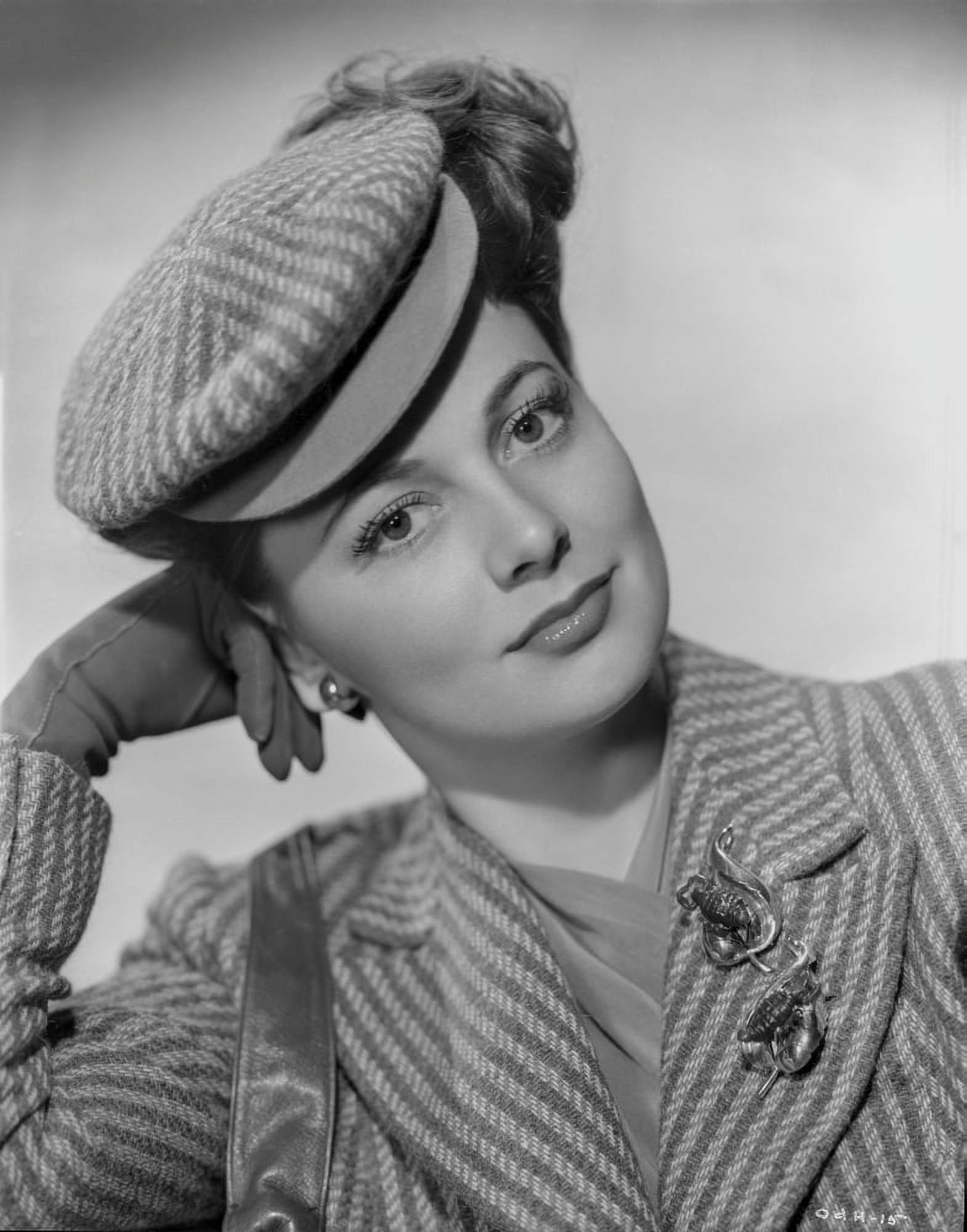 Olivia DeHavilland Portrait in Stripes Dress Photo Print (8 x 10 ...