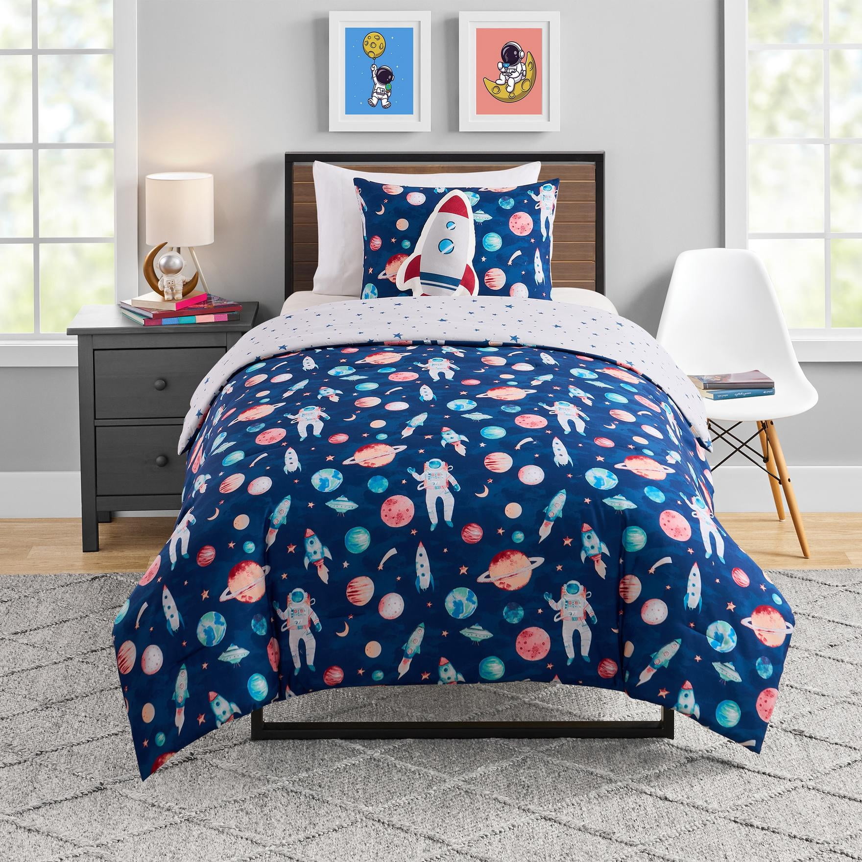 Olivia & Finn Multicolor Space 3-Piece Reversible Kids Comforter Set, Twin