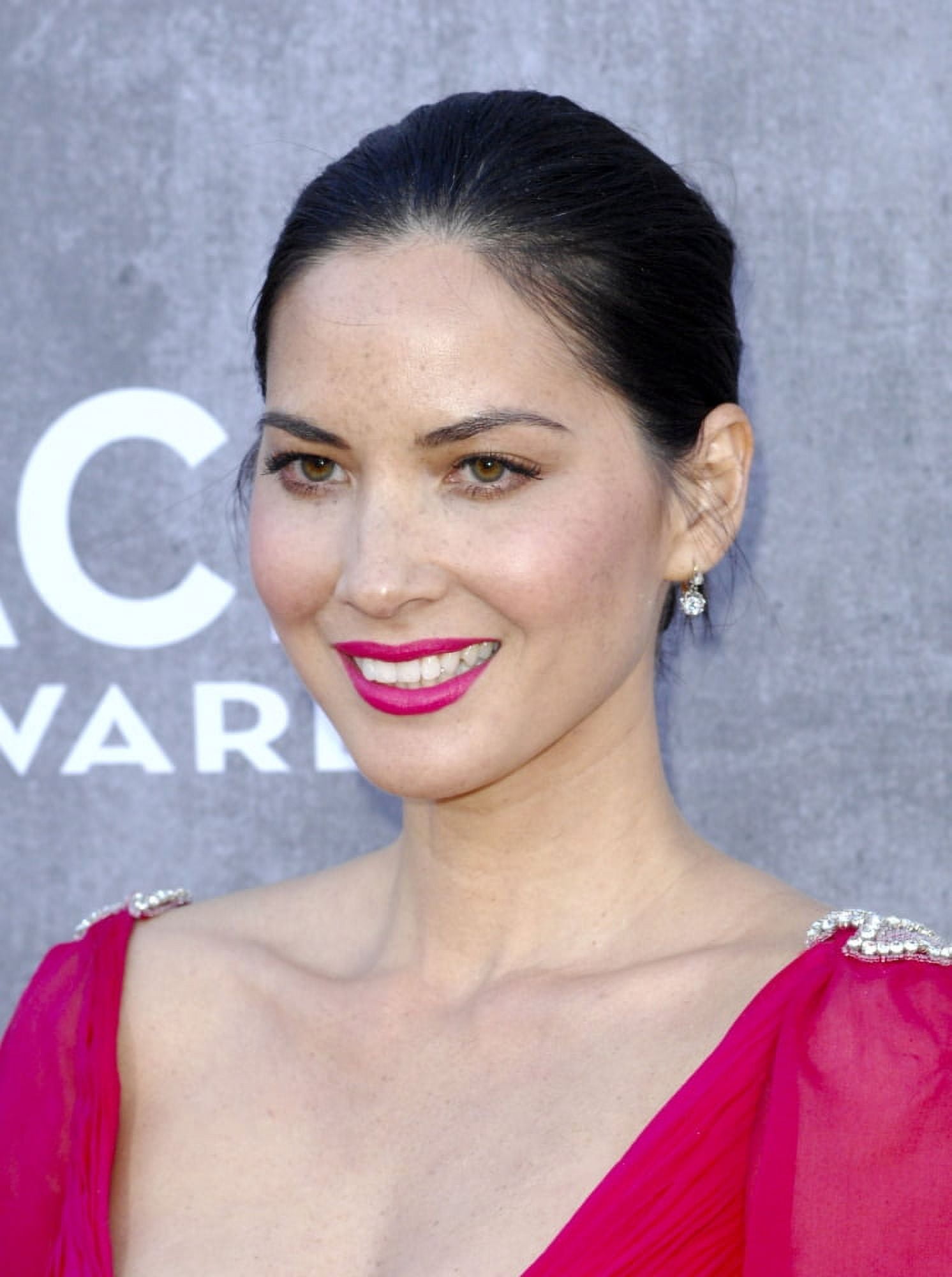 Olivia Munn At Arrivals For 49Th Annual Academy Of Country Music (Acm) Awards 2014 - Arrivals 1 Canvas Art -  (16 x 20)