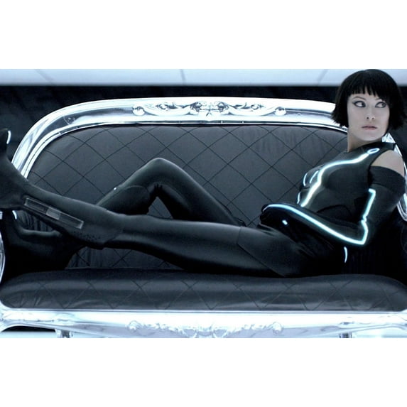 Olivia Wilde Poster 36in. Tron Legacy. Hot! Art Poster 24x36 Multi-Color Square Adults Z Posters
