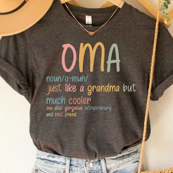 Oma Definition Tshirt New Oma Noun Gift Pregnancy Announcement Funny Grandma T-Shirt New Grandmother Shirt