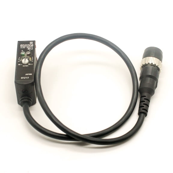 Omron Automation E3S-AD11-M1J 0.3M Reflective 200mm Diffuse Optical Sensor