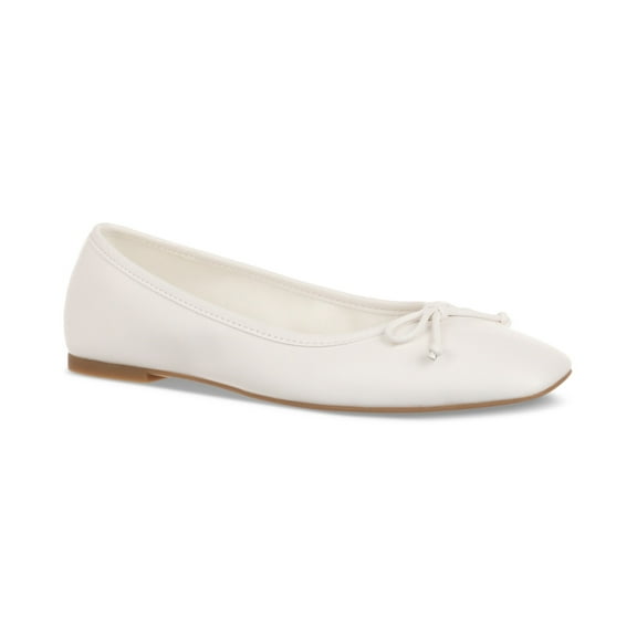 On 34th Womens Naomie Ballet Flats White Smooth 6M