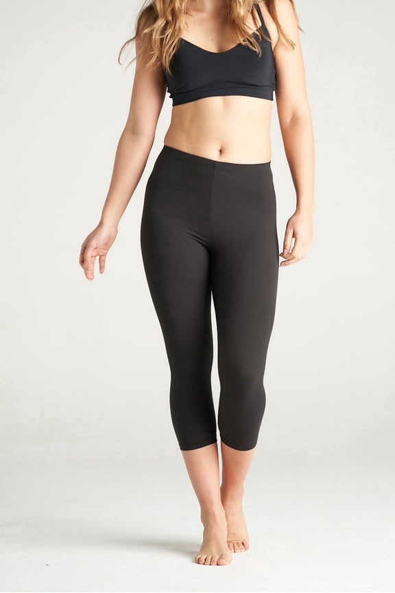 On the Go Women’s Capri Leggings (1 Pair, Black, Size S-M)