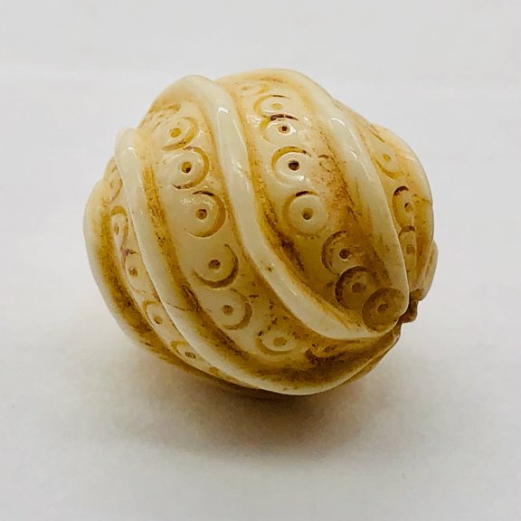 One Carved Octopus Tentacle Swirl Waterbuffalo Bone Bead | 14.5x12.5mm| 10760A |