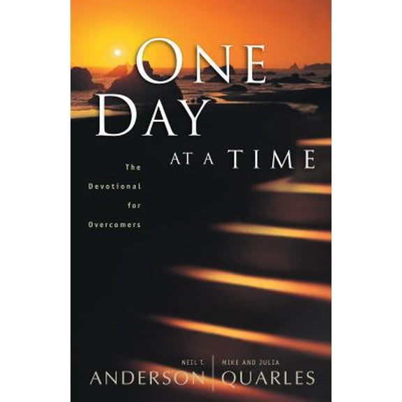 Pre-Owned One Day at a Time: The Devotional for Overcomers (Paperback) 0764213954 9780764213953