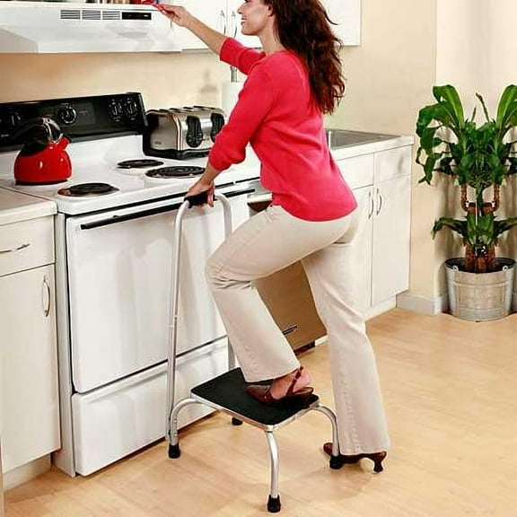 One Step Stepstool With Non-Slip Rubber Platform & Feet and Padded Handle