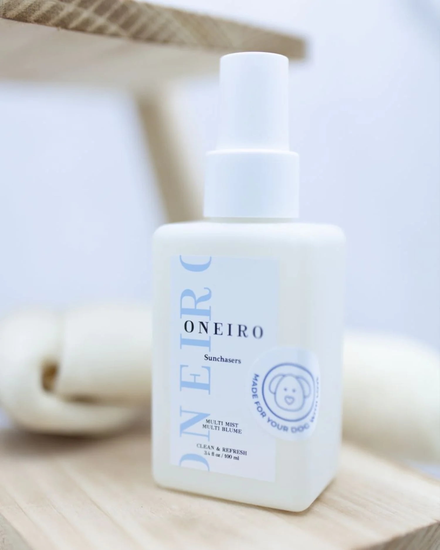 Oneiro Luxury Dog Mist Spray Refreshing Grooming Mist Sprayer