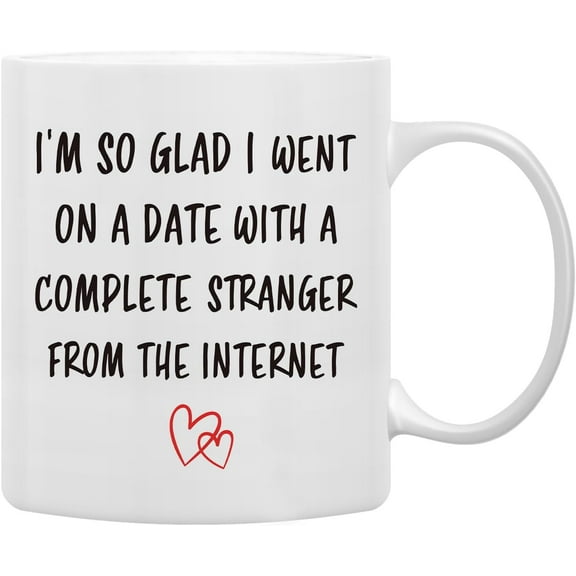 Online Dating Gifts Mug, Valentines Day Long Distance Coffee Mug Tea Cup Gifts for Him Her Girlfriend Boyfriend, I’m So Glad I Went on a Date from the Internet Mug Coffee Cups Ceramic 11oz