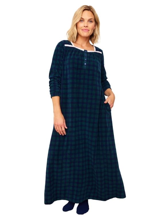 Plus Size Soft & Cozy Gown & Socks