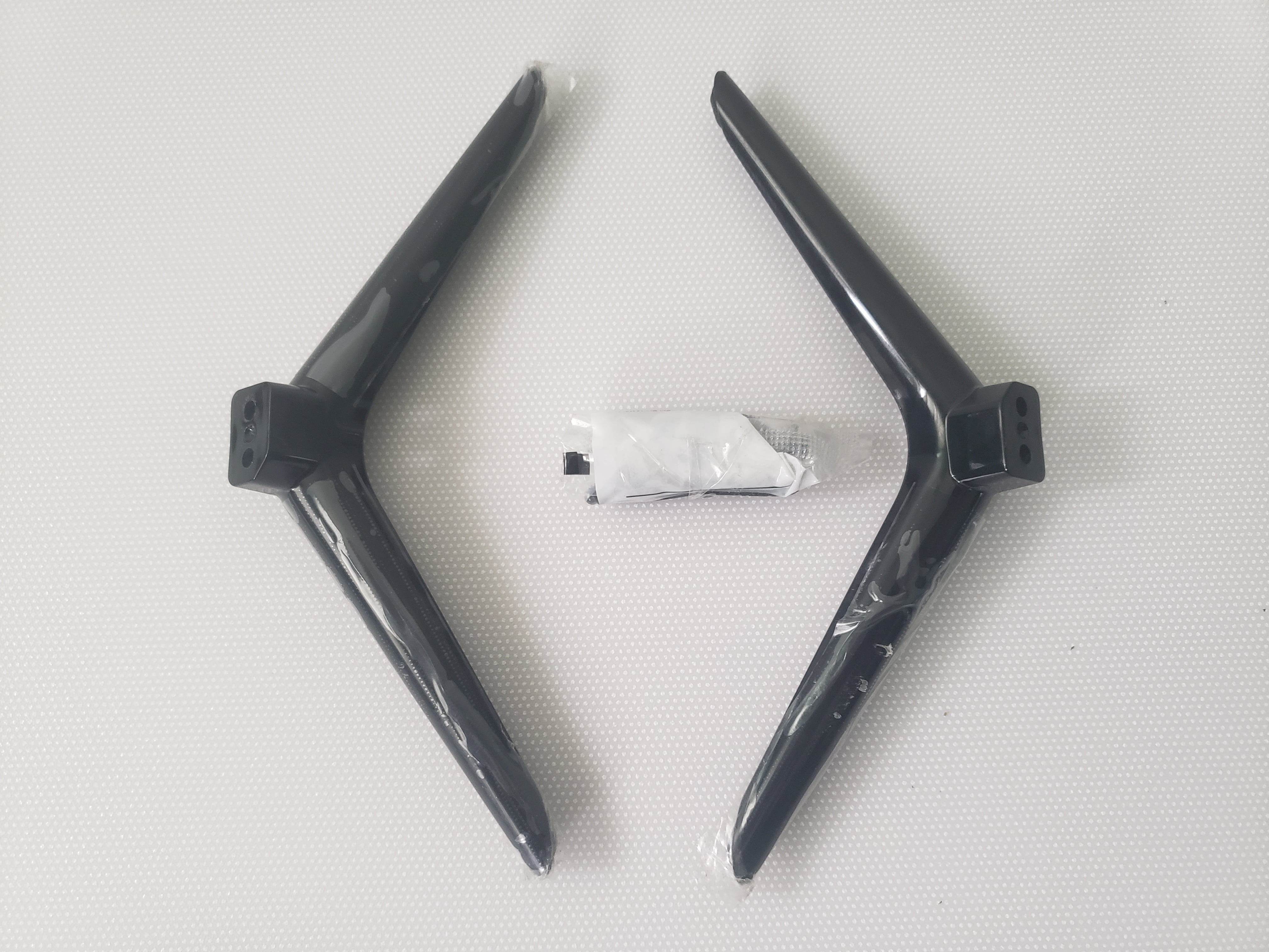 Onn 100002458 TV Stand Legs W/ Screws USED