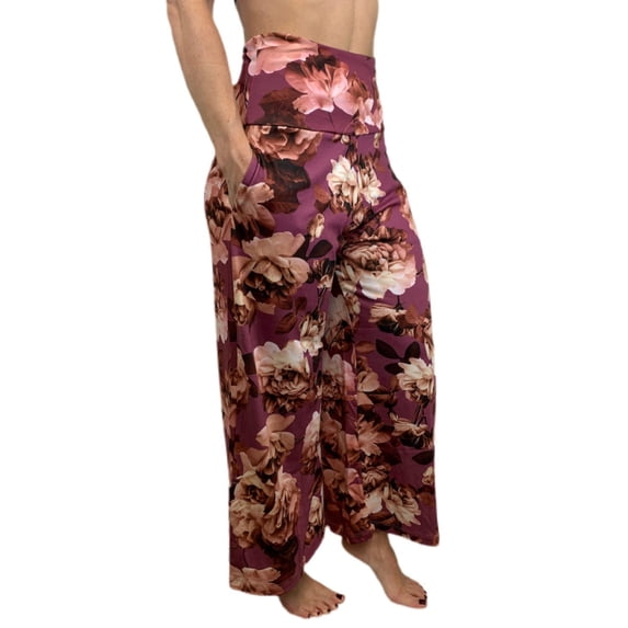 Onzie Wide Leg Crop Pant 2102
