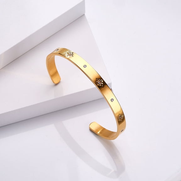 Open Adjustable Star Starburst Cuff Bangle Bracelet for Women 14K Yellow Gold Cubic Zirconia Inlay Charm Layered Jewelry B592