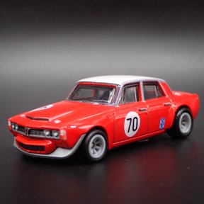 Open Box 1963-1977 ROVER P6 GROUP 2 RED 1/64 SCALE COLLECTIBLE DIORAMA DIECAST MODEL CAR
