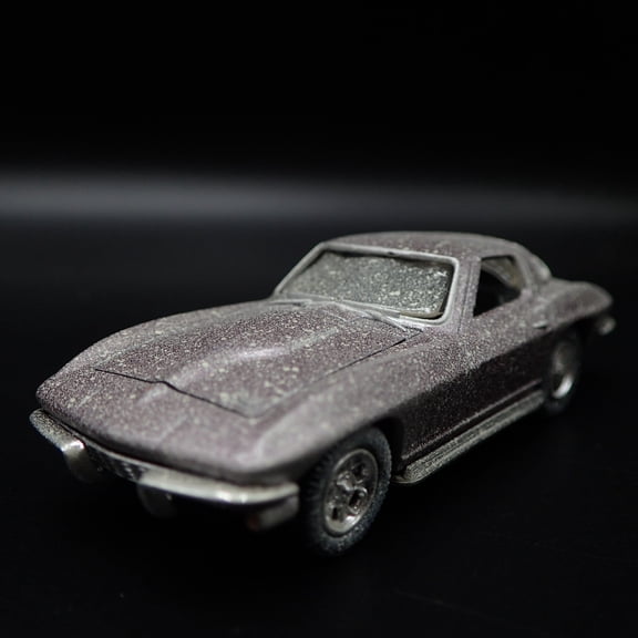 Open Box 1966 CHEVY CHEVROLET CORVETTE 427 CUSTOM BARN FIND 1:64 SCALE DIECAST MODEL CAR
